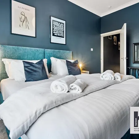 Free Parking - Dog Friendly - Relocating - St