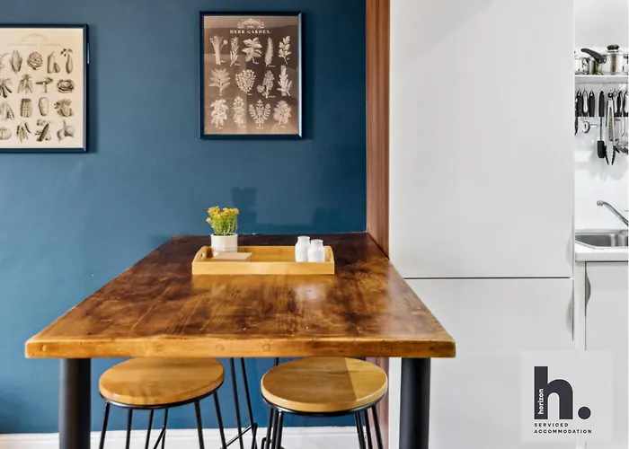 Free Parking - Dog Friendly - Relocating - St Harrogate