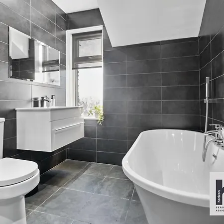 アパート Free Parking - Dog Friendly - Relocating - St